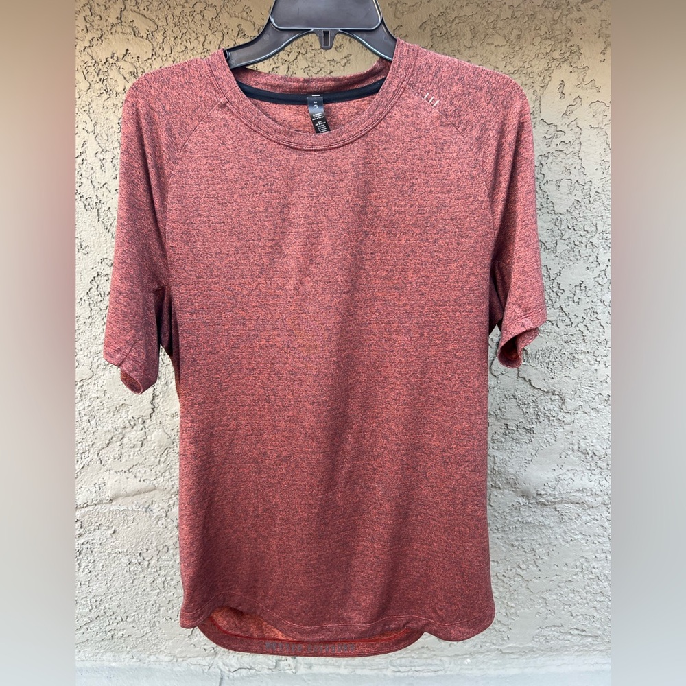 Lululemon drysense training shirt